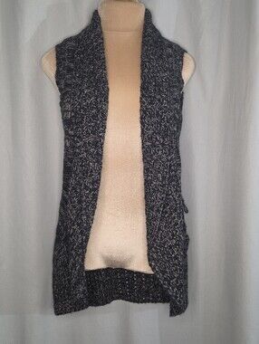 Mudd M Medium New NWT Cozy Open-Front Black & White Knit Sweater Vest